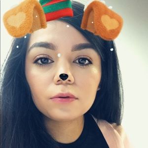 Meet your Posher, Jessenia